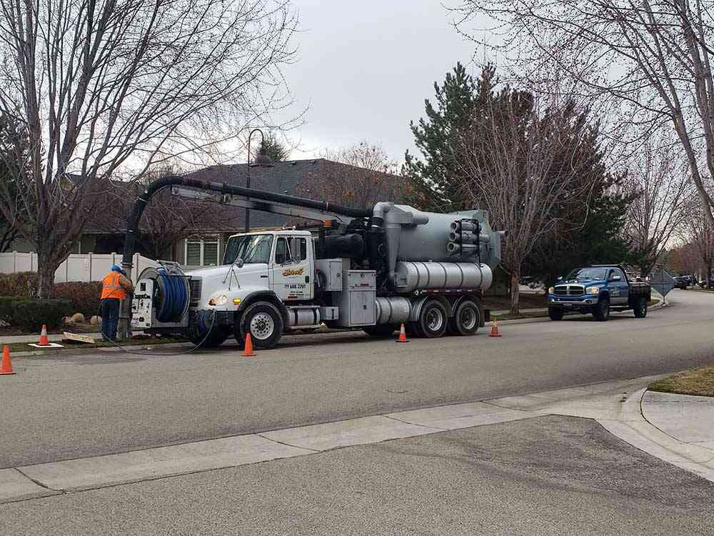 septic-tank-pumping